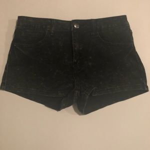 Black Forever 21 Shorts